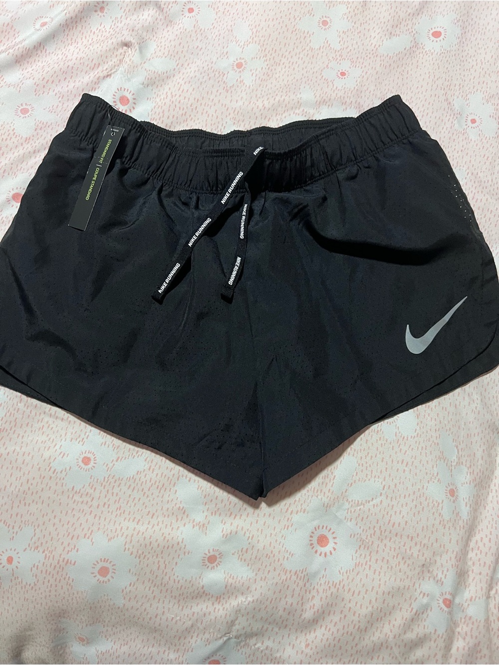 NWT Nike Dri-Fit Standard Fit Women's Black Running Shorts Reflective Swoosh SM